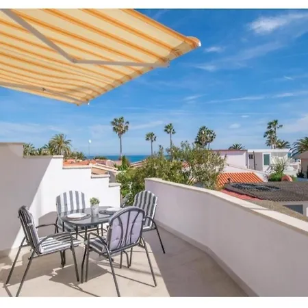 Costa Sur Apartment